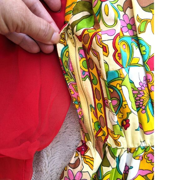 Vintage "Flower Power" 60s/70s Chiffon Sleeve Blouson Midi Dress, Size 8/10 - Picture 7 of 12
